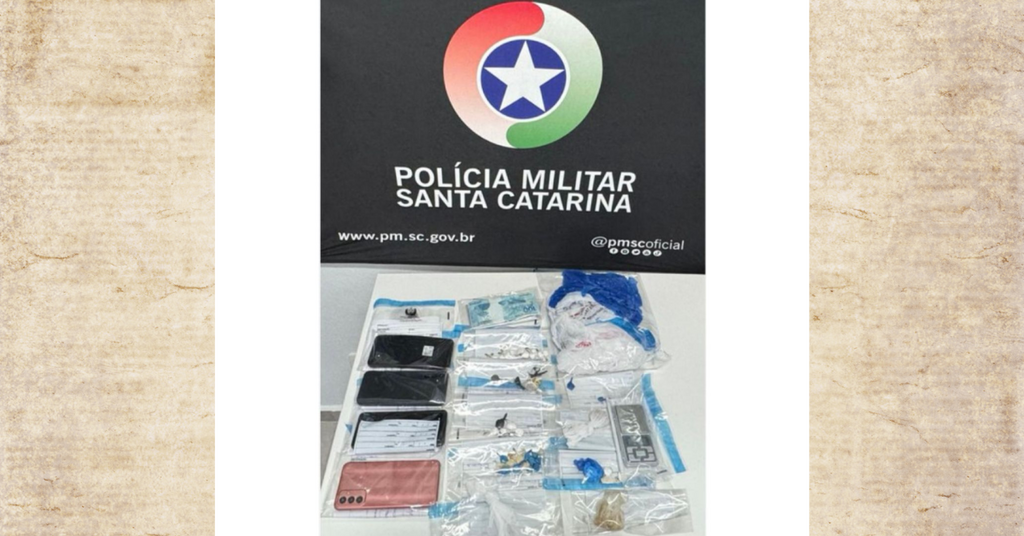 Mandado de busca resultou na apreensão de drogas e dinheiro na cidade de Salete